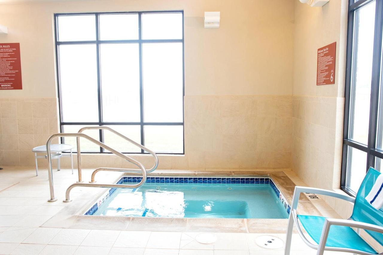 Towneplace Suites By Marriott Ames Extérieur photo