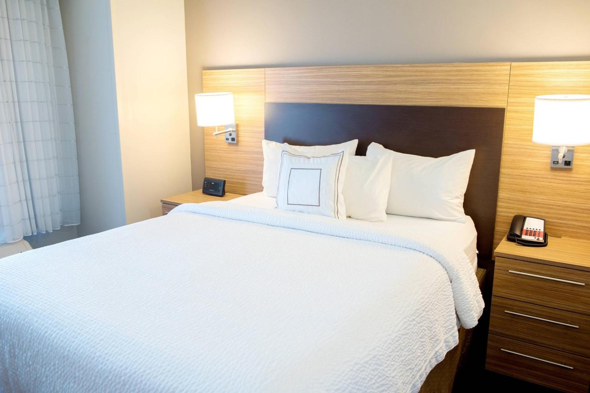 Towneplace Suites By Marriott Ames Extérieur photo