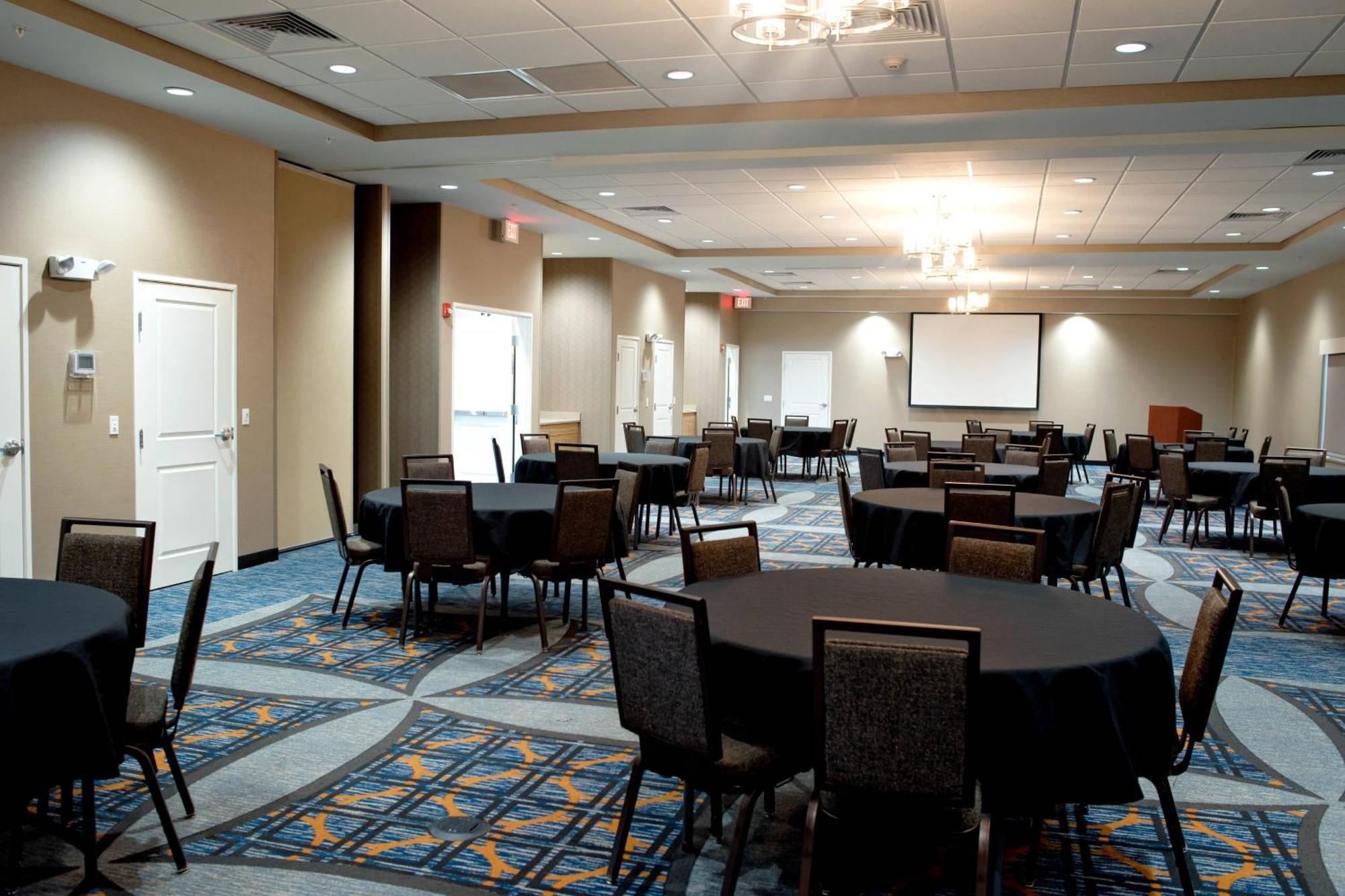 Towneplace Suites By Marriott Ames Extérieur photo
