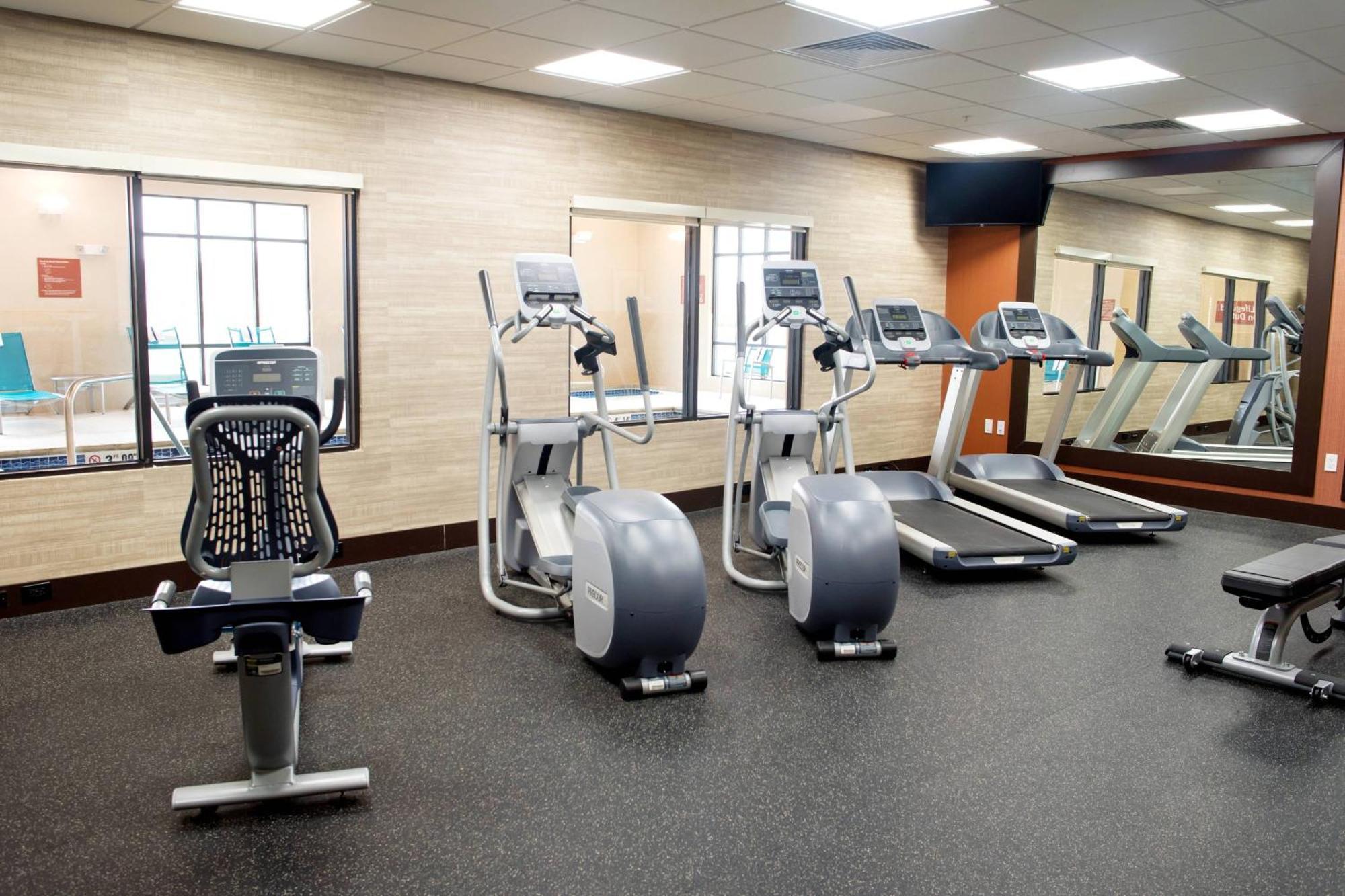 Towneplace Suites By Marriott Ames Extérieur photo
