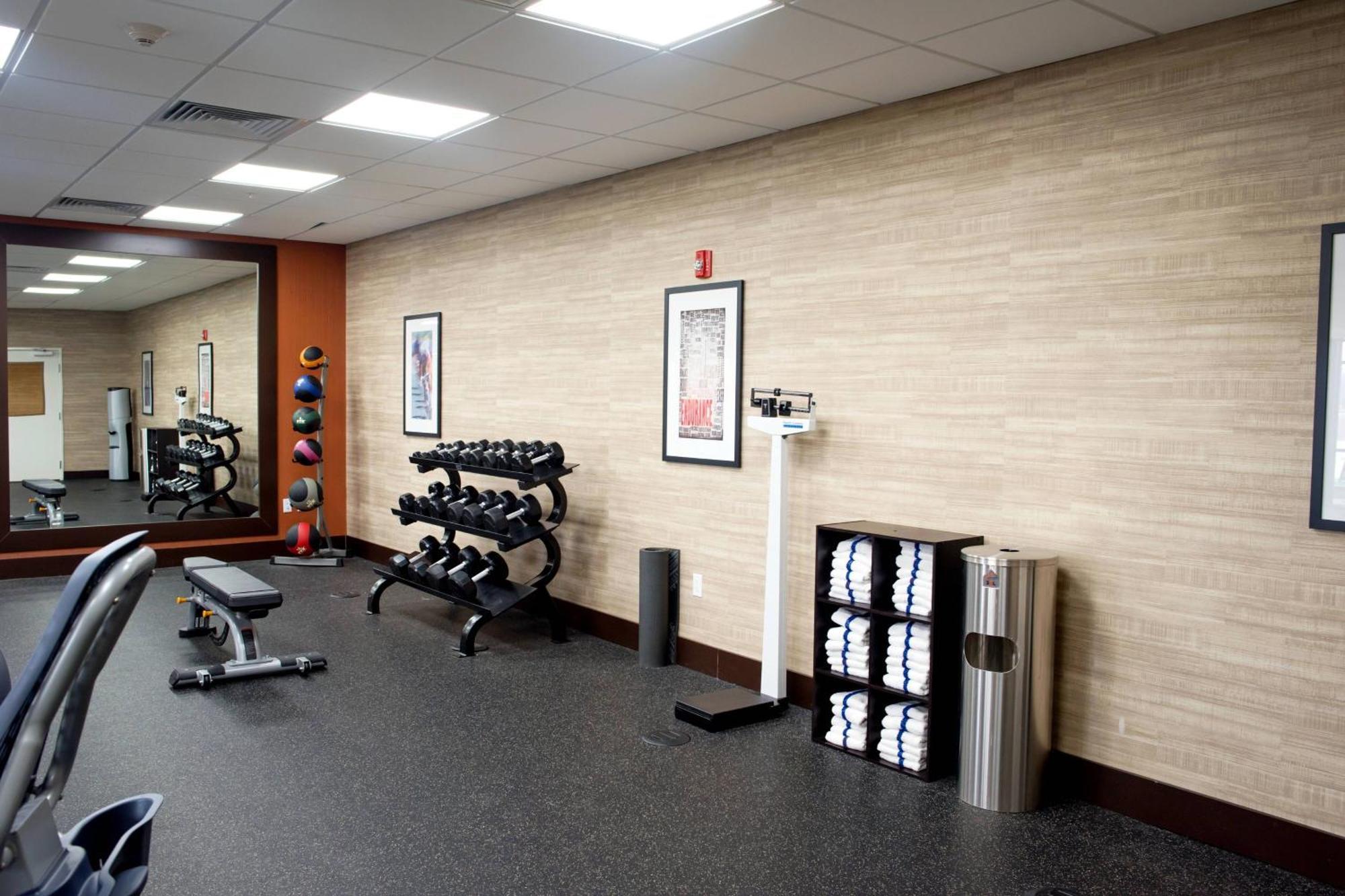 Towneplace Suites By Marriott Ames Extérieur photo