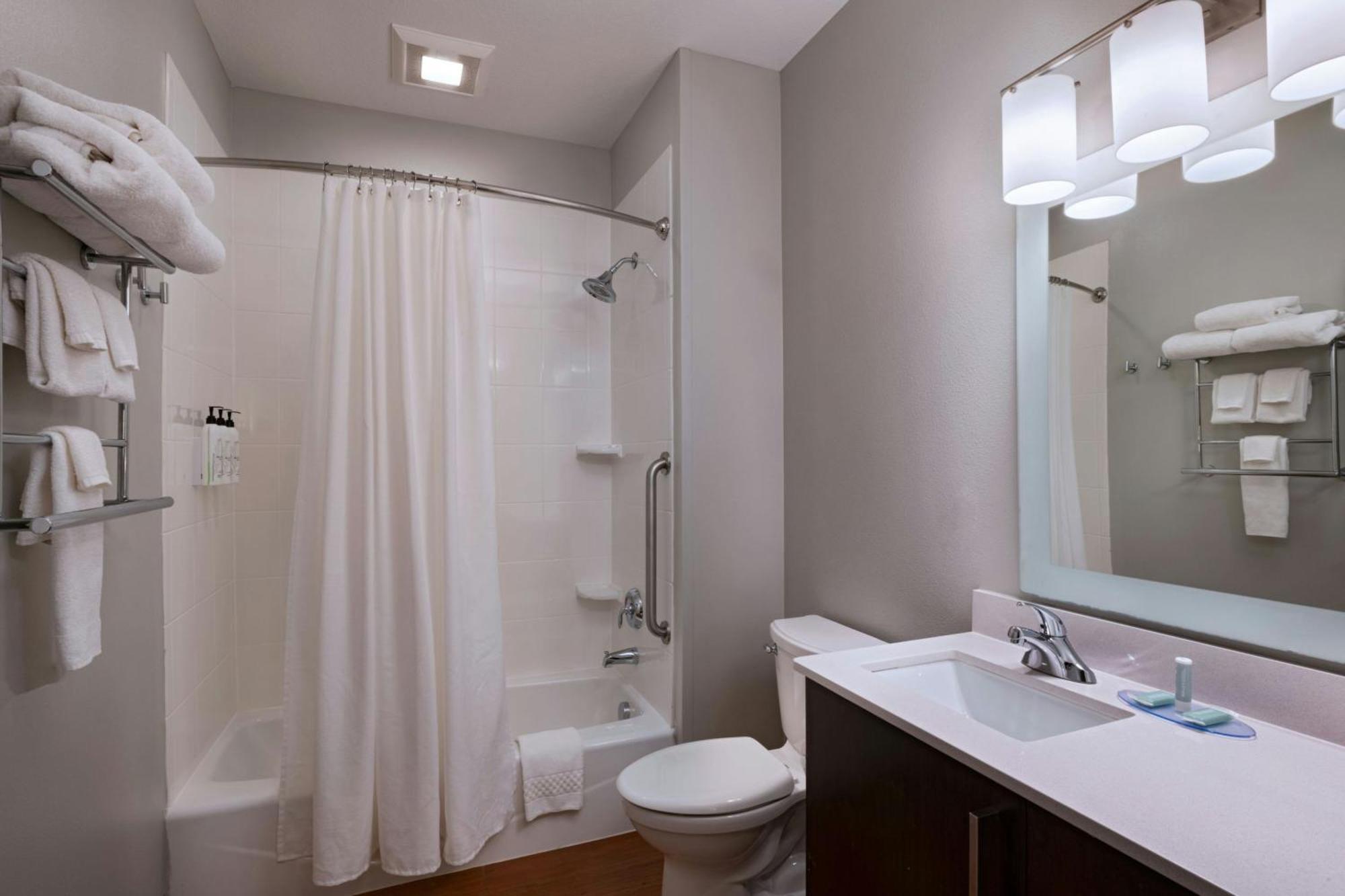 Towneplace Suites By Marriott Ames Extérieur photo