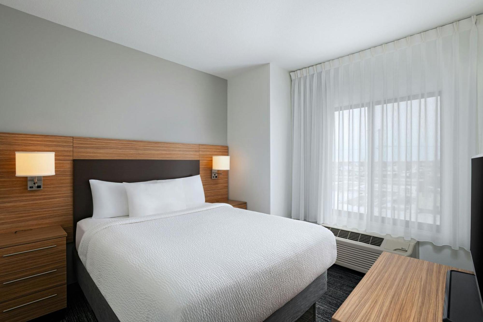 Towneplace Suites By Marriott Ames Extérieur photo