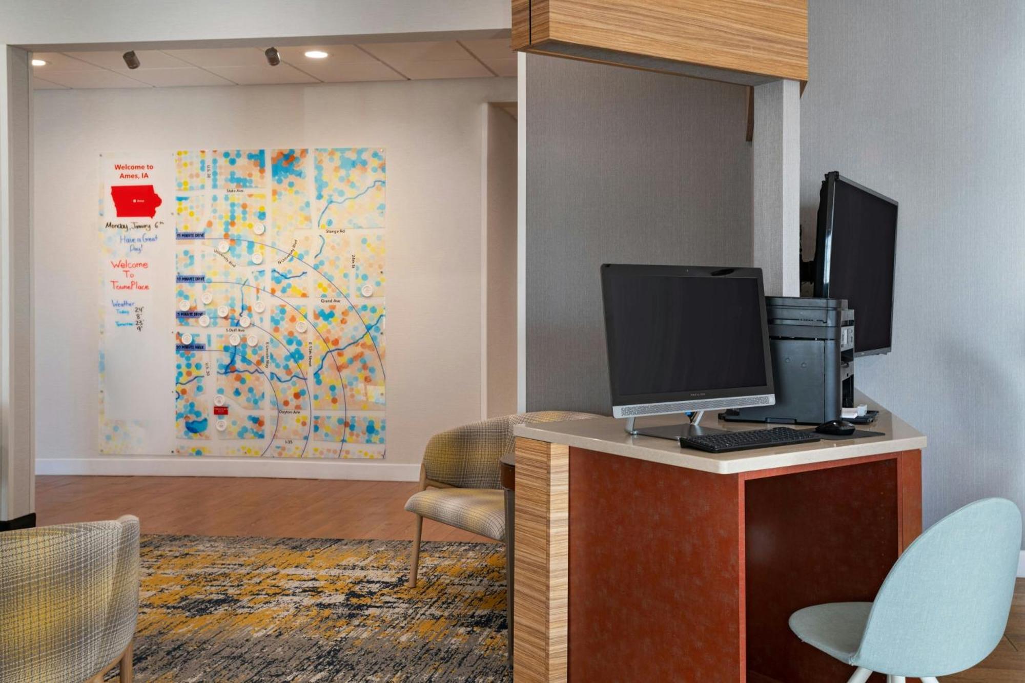 Towneplace Suites By Marriott Ames Extérieur photo