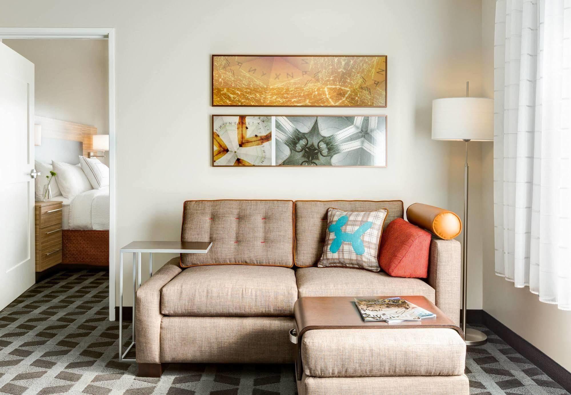 Towneplace Suites By Marriott Ames Extérieur photo