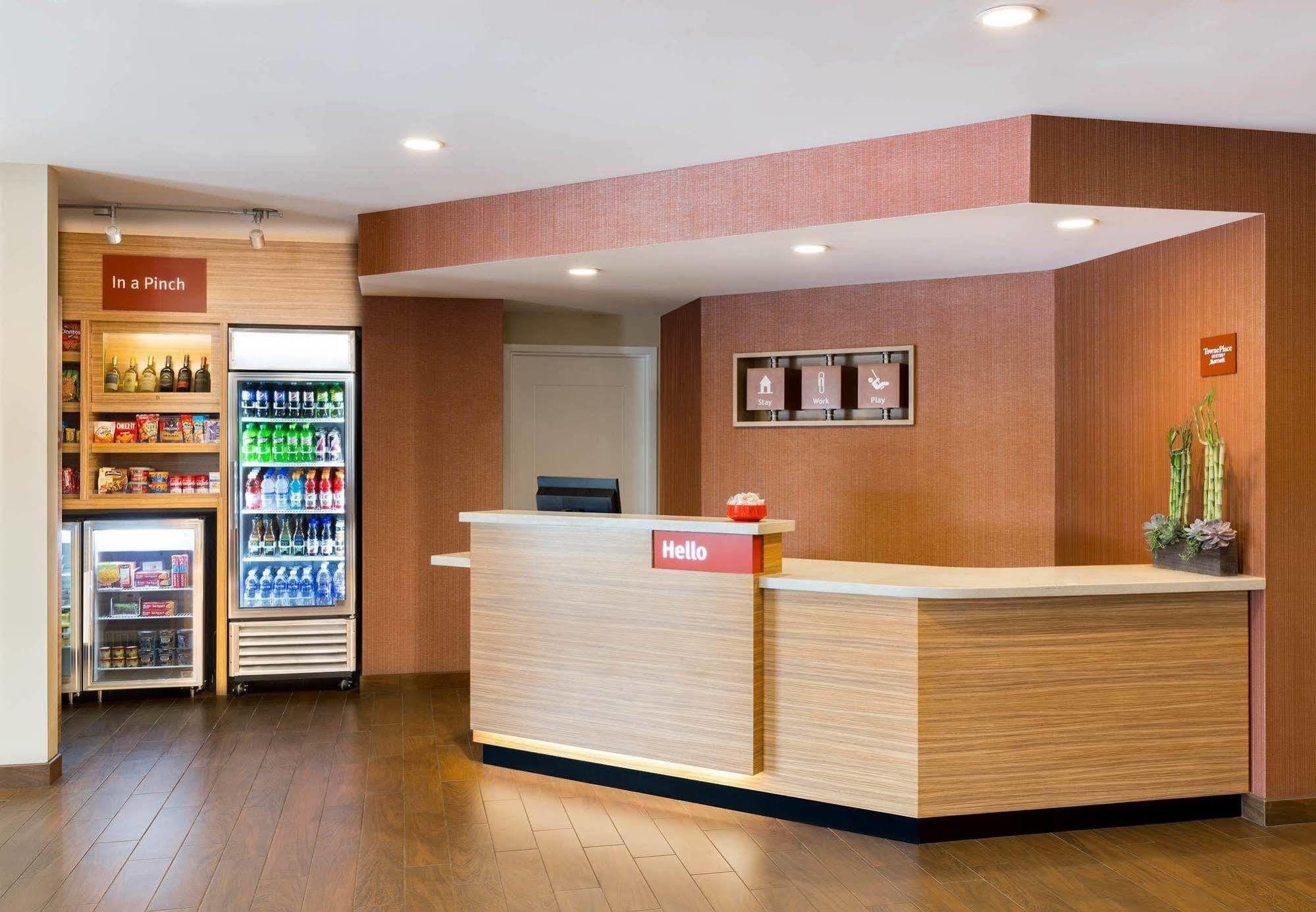 Towneplace Suites By Marriott Ames Extérieur photo